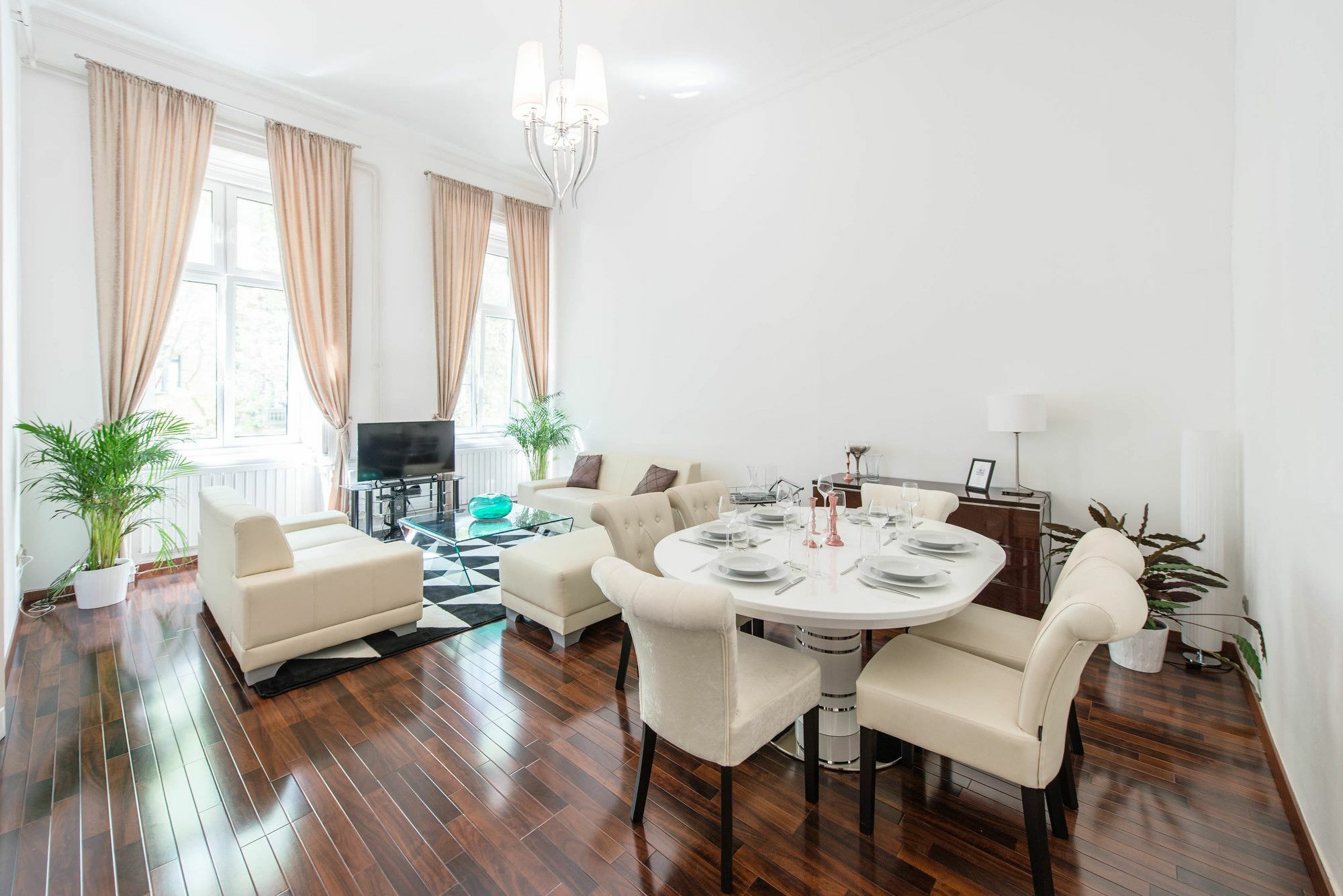 Apartment Oasis - Liszt Ferenc Square Budapest
